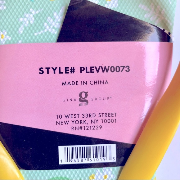 3/$15 LEMONS Flip Flops Sandals Yellow Medium Size 7 Women’s NEW - Picture 4 of 15